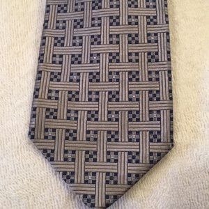Tom James Tie